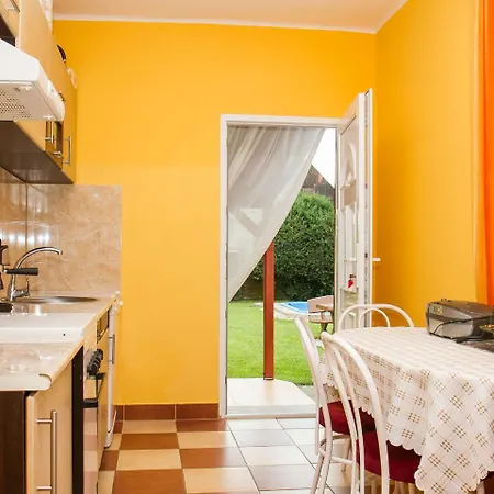 Holiday Balaton H450 * Balatonmariafurdo